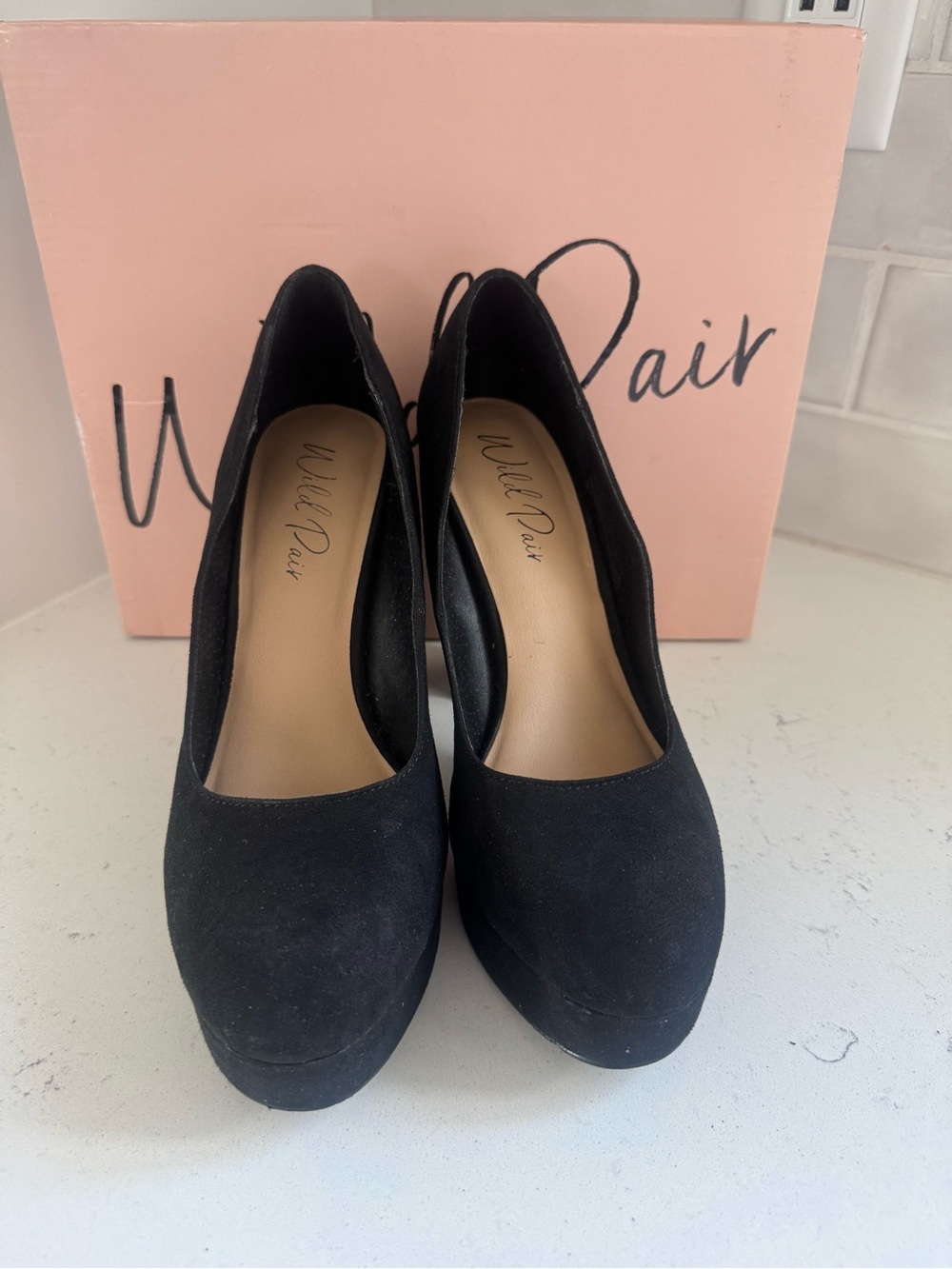 Wild Pair Black Suede Platform Block Heel Pumps - Picture 2 of 7